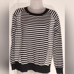 Preppy Clueles Black & White Striped SKIES ARE BLUE Nautical pullover(#1,103)